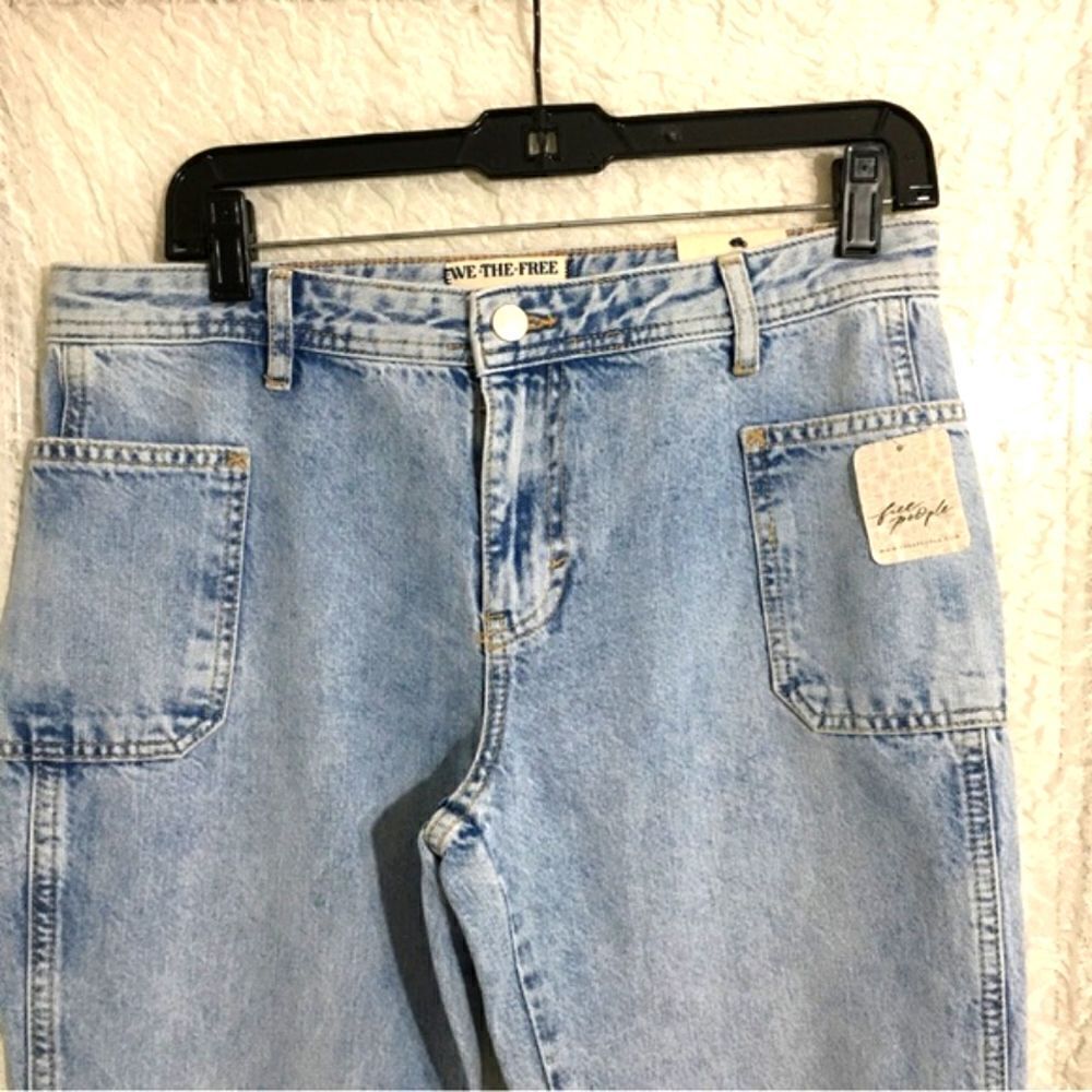 Free People- We The Free Izzy Flare Jeans Size 27 - Picture 6 of 11